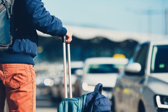 Taxi pour le transfert de personne vers la gare de Bressuire. Taxi Frédéric FAUCHER